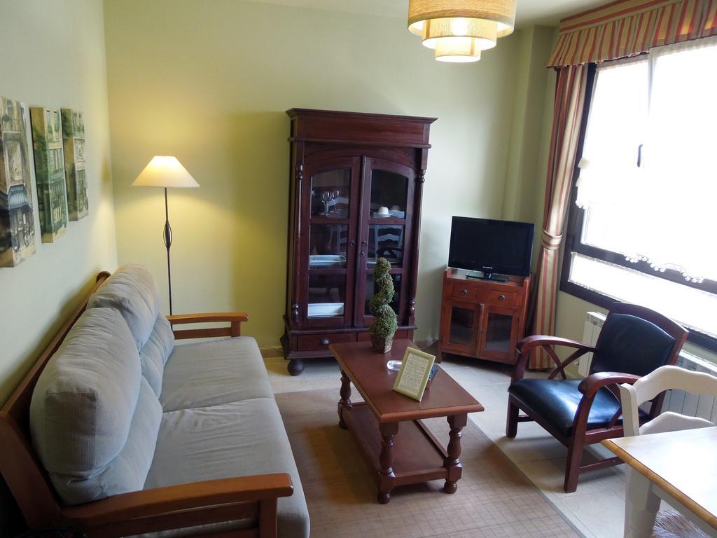 Apartamentos La Marina Ribadesella Exteriör bild